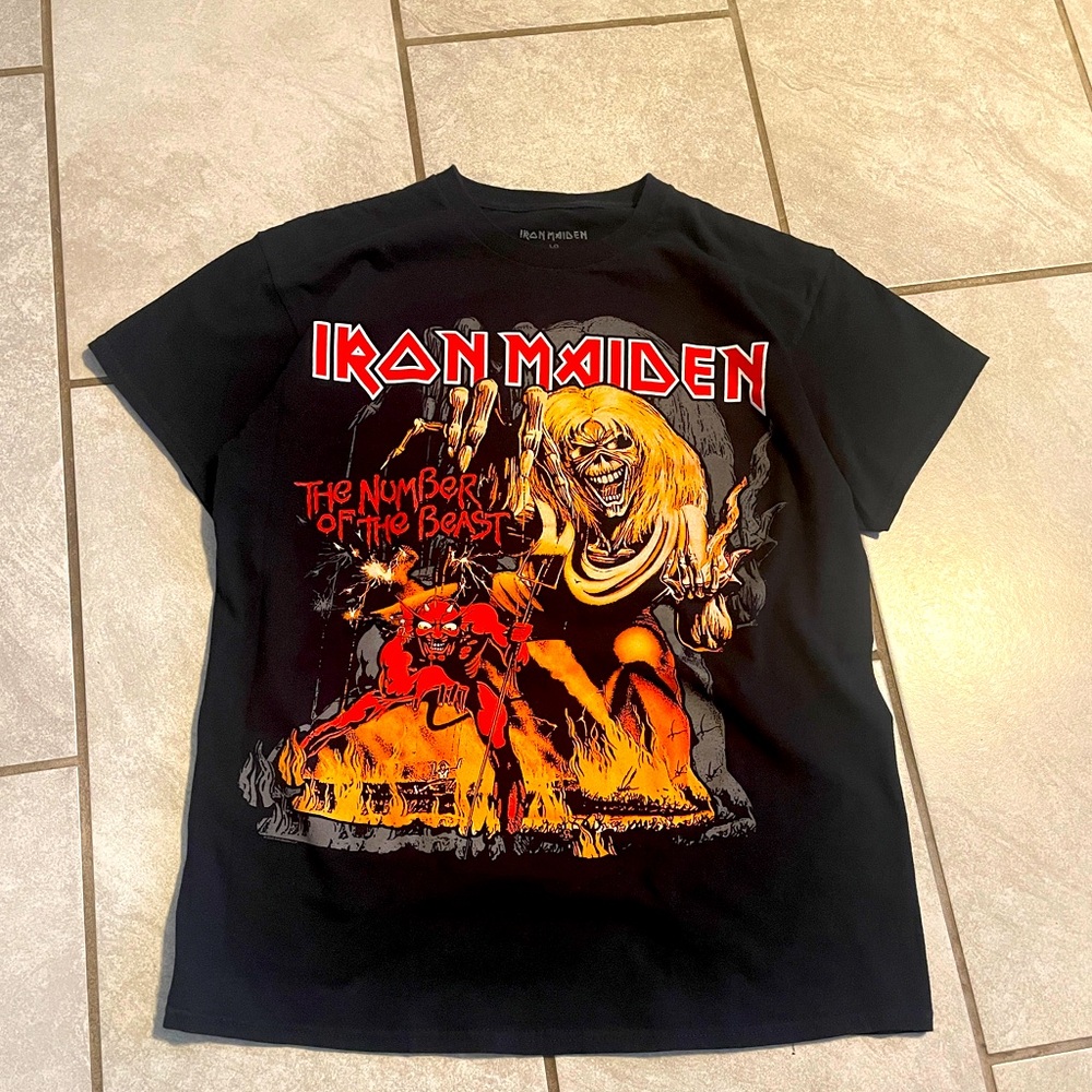 Iron Maiden Graphic Tee size Large